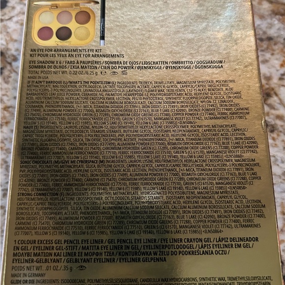 MAC EYESHADOW PALETTE - Brand New in original packaging - What’s The Pointilism. - Picture 4 of 5